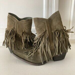 NWOT Free People Lawless Fringe Moss Suede Western Boots